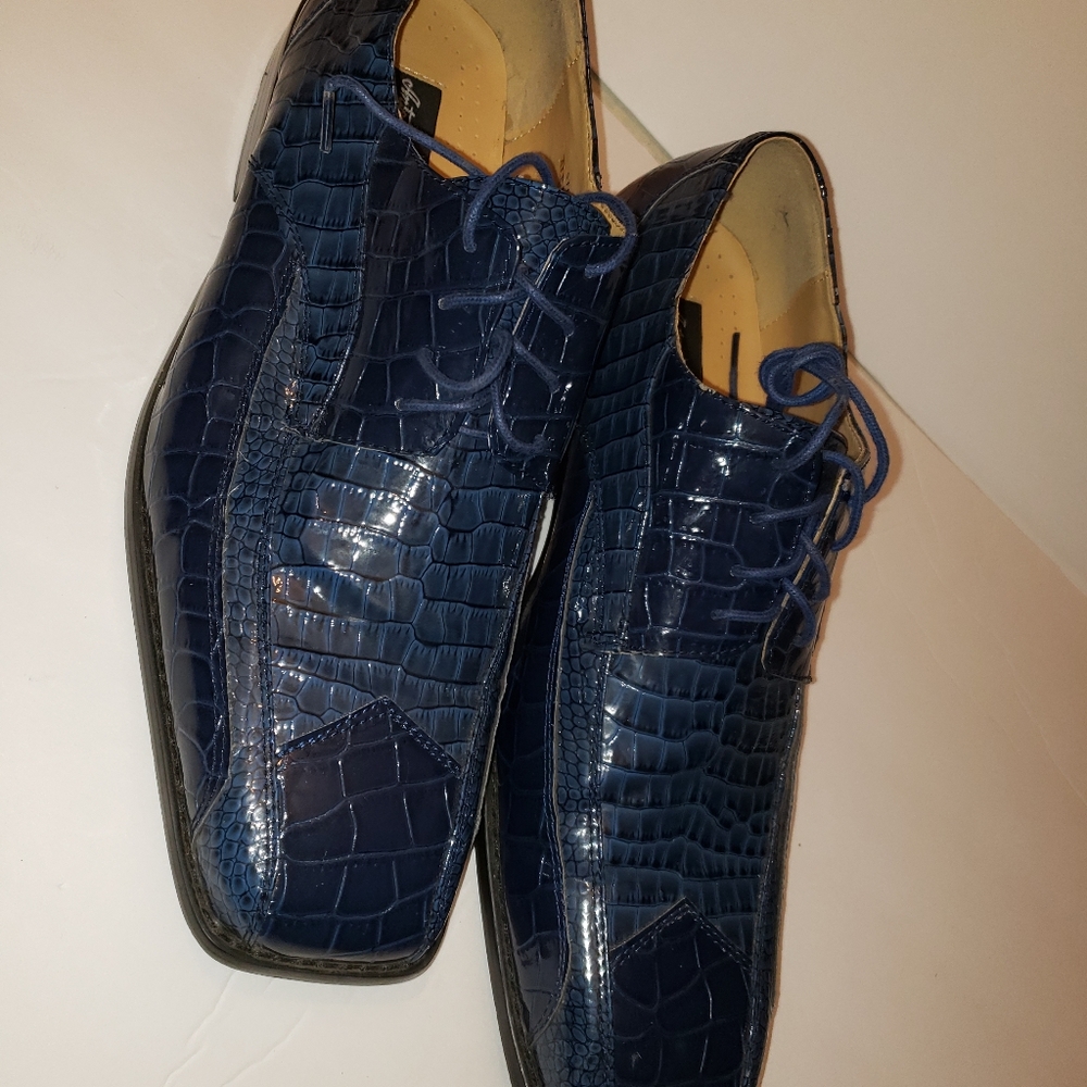 Mens Antonio Mazzetti dress shoes, blue